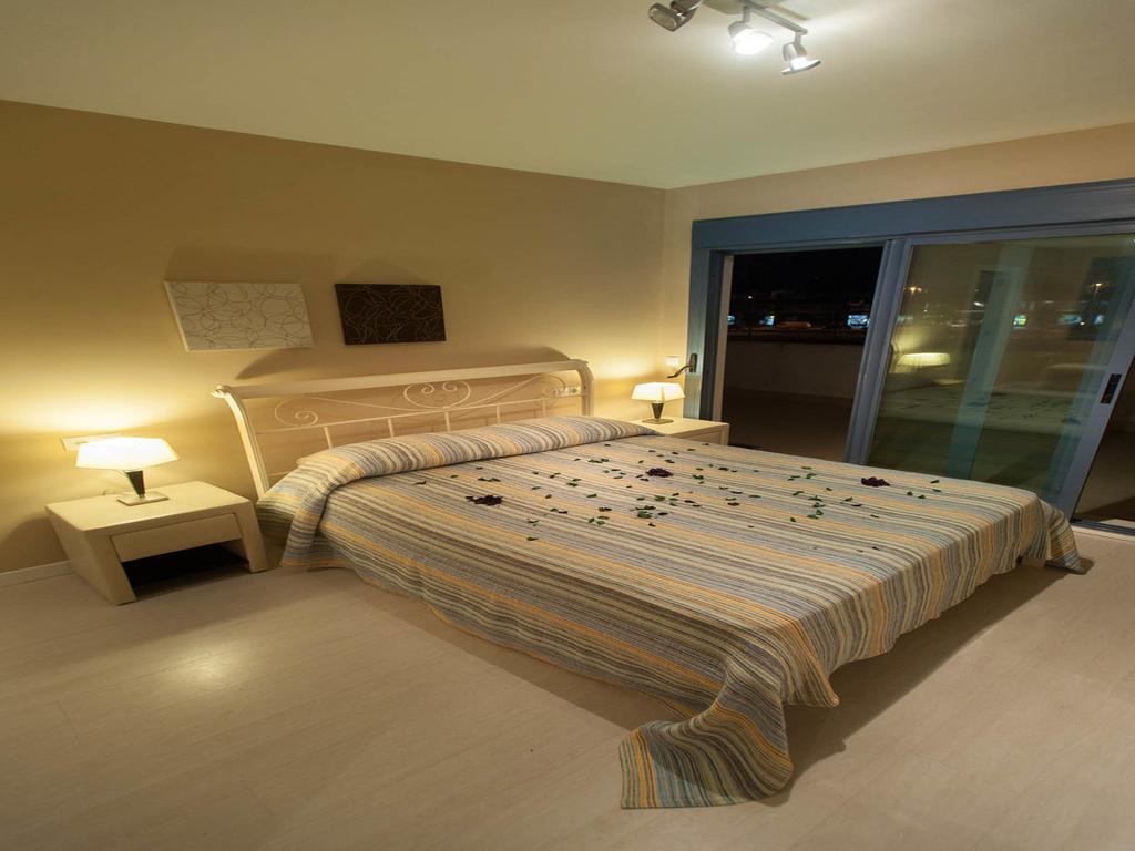 Livingtarifa Apartamento La Islaアパートメント エクステリア 写真